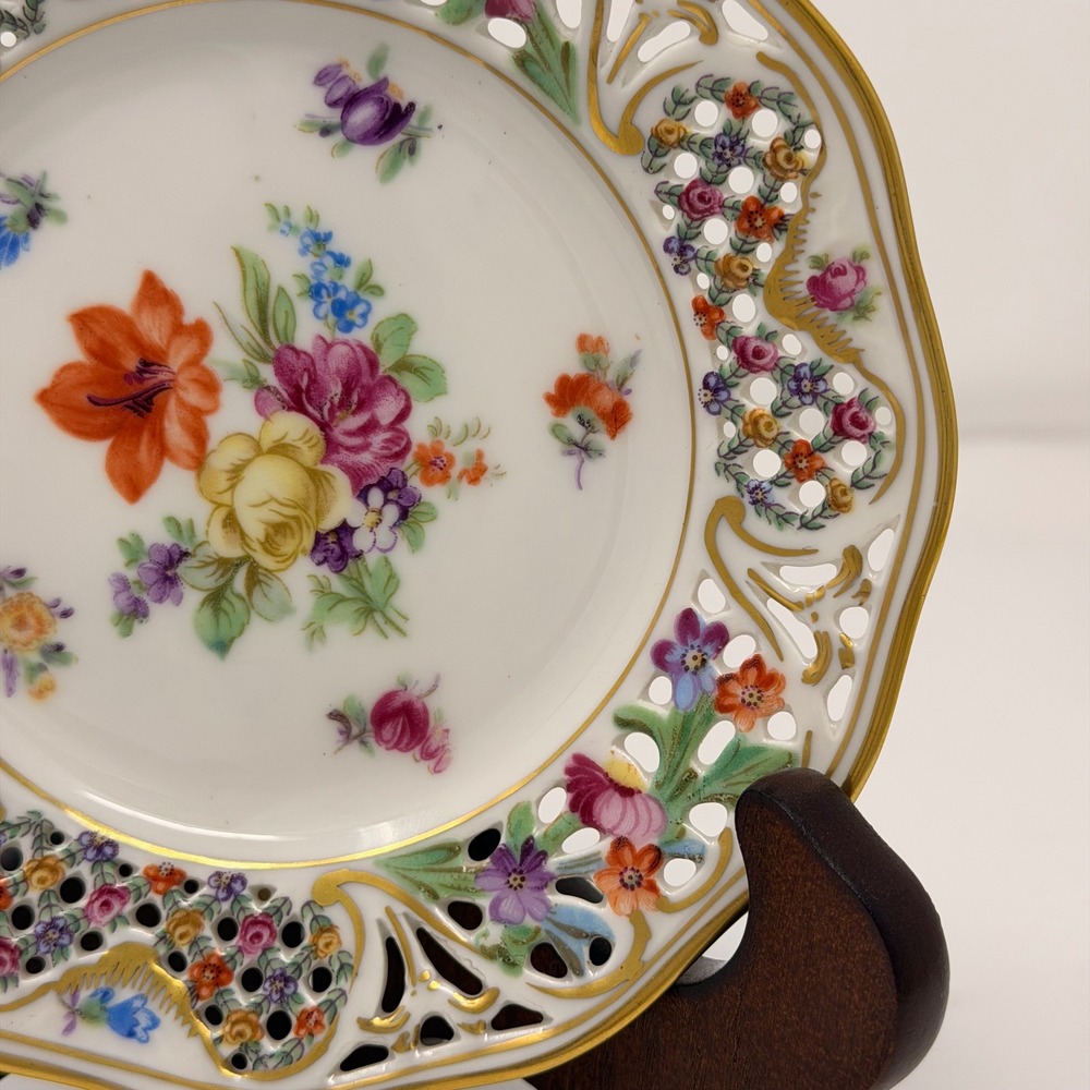 Vintage Schumann Arzberg Germany Chateau Dresden Flowers 6" Reticulated Plate - Picture 6 of 12